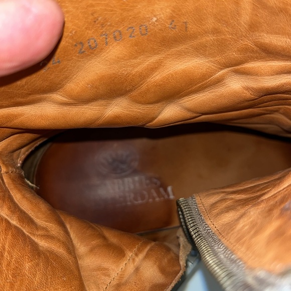 GUC Shabbies Amsterdam leather dark taupe 2” heel distressed look ankle boots - Picture 14 of 15